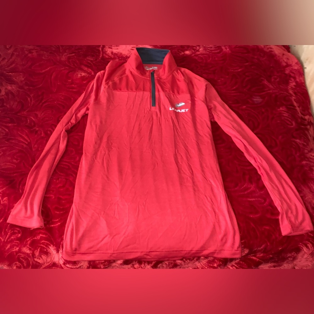 Under Armour Top Size Small